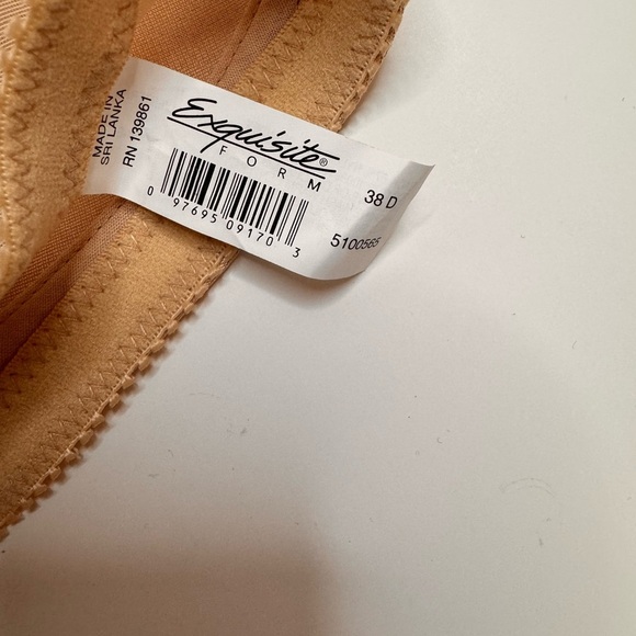 Exquisite Form Beige Lace Front Closure Wire-Free Bra 38D - Picture 6 of 6